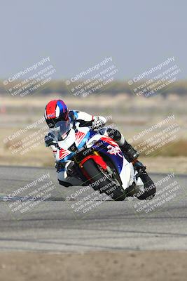 media/Nov-03-2025-Lets Ride (Mon) [[4d74c1c4d3]]/B Group/1020am (Sweeper)/